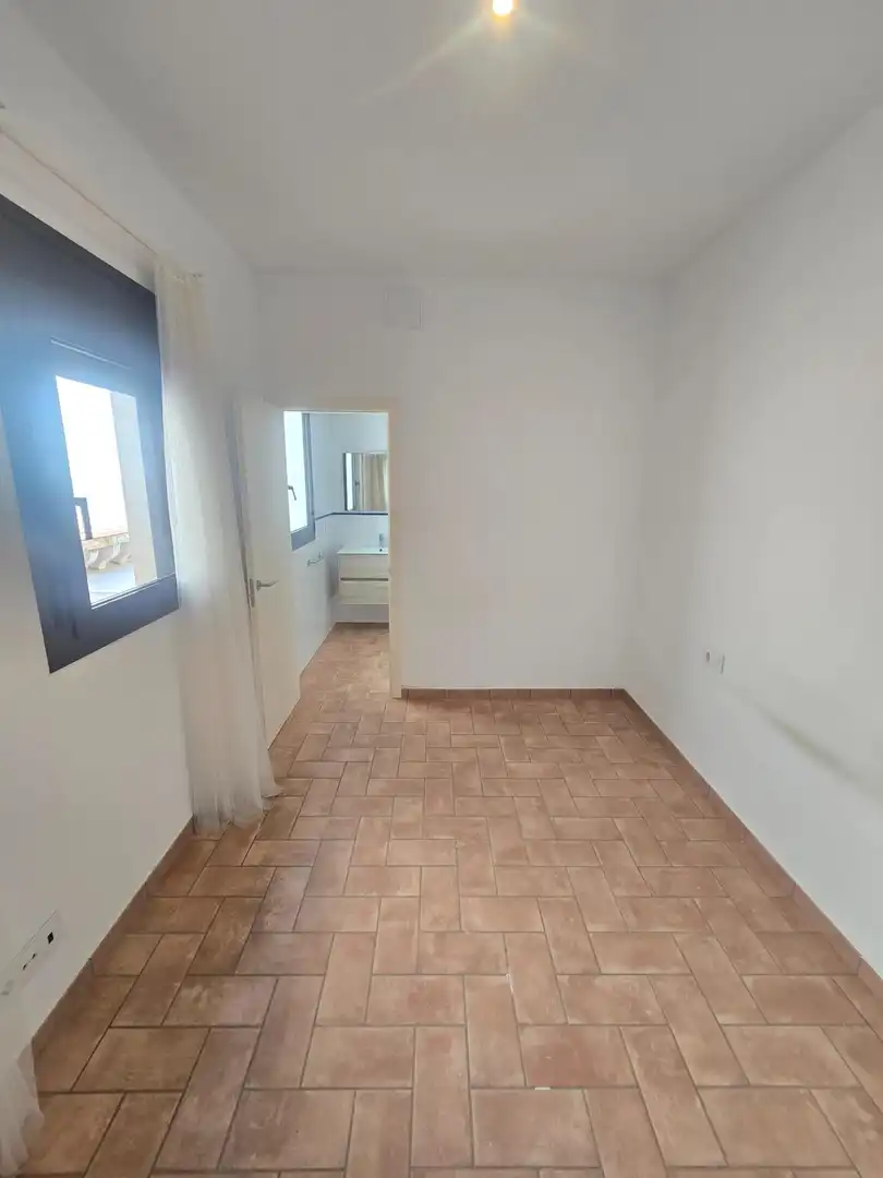 Bedroom of Ground floor for rent in El Masnou  with Air Conditioner, Heating and Private garden