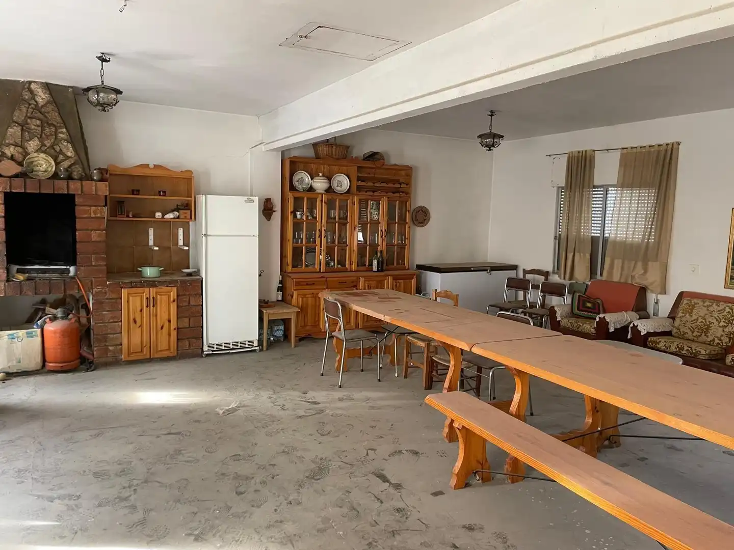 Esszimmer von Country house zum Verkauf in Gelsa mit Heizung