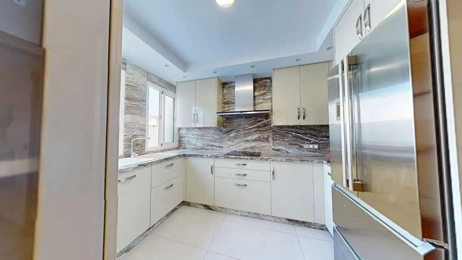 Kitchen of Flat for rent in Sevilla  with Air Conditioner, Heating and Terrace