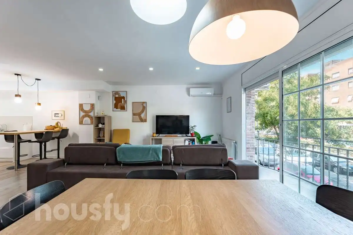 Sala de estar de Casa o chalet en venta en Viladecans con Balcón