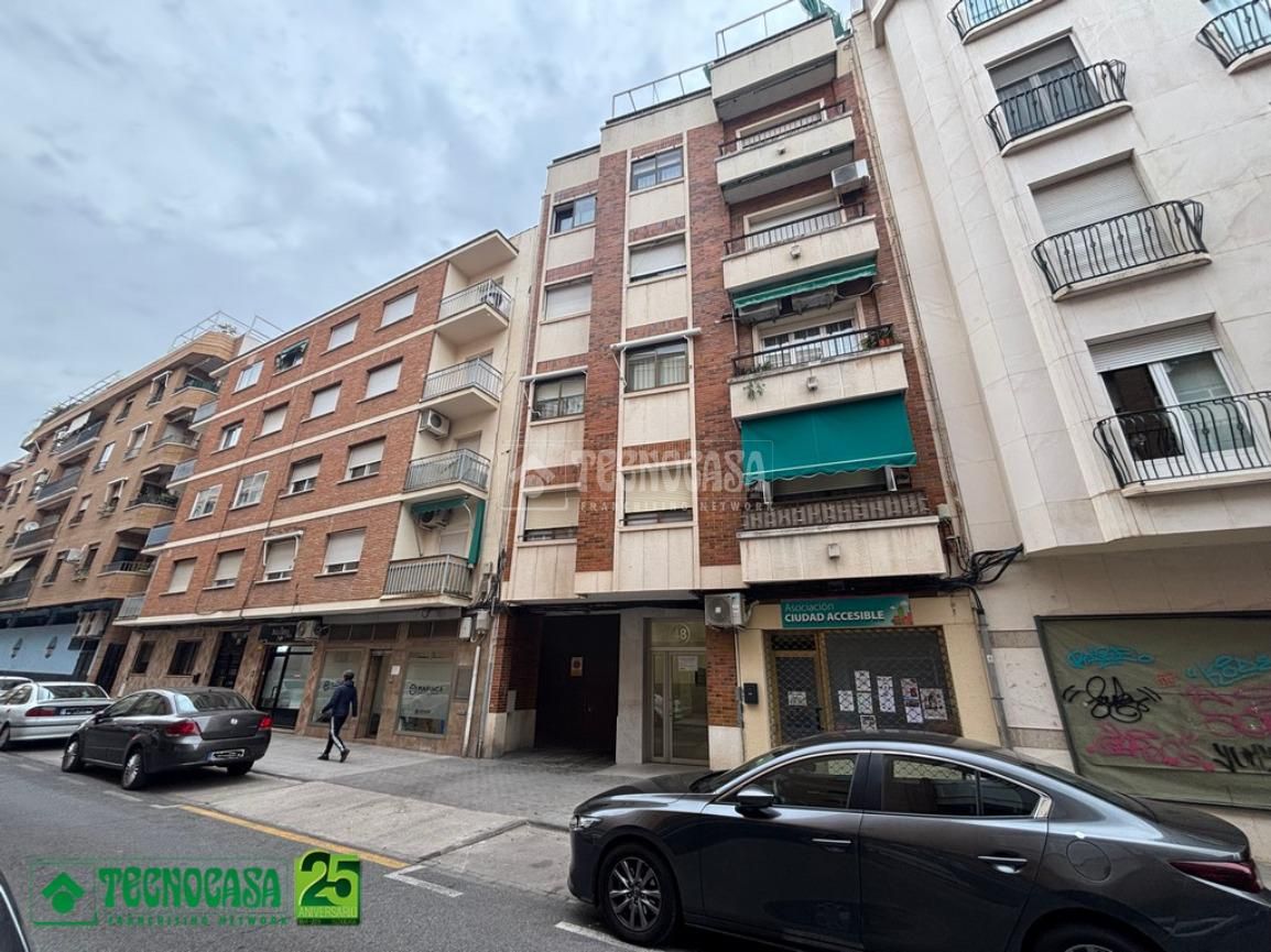 Piso en venta en C. de Pedrera Baja, Plaza de Toros