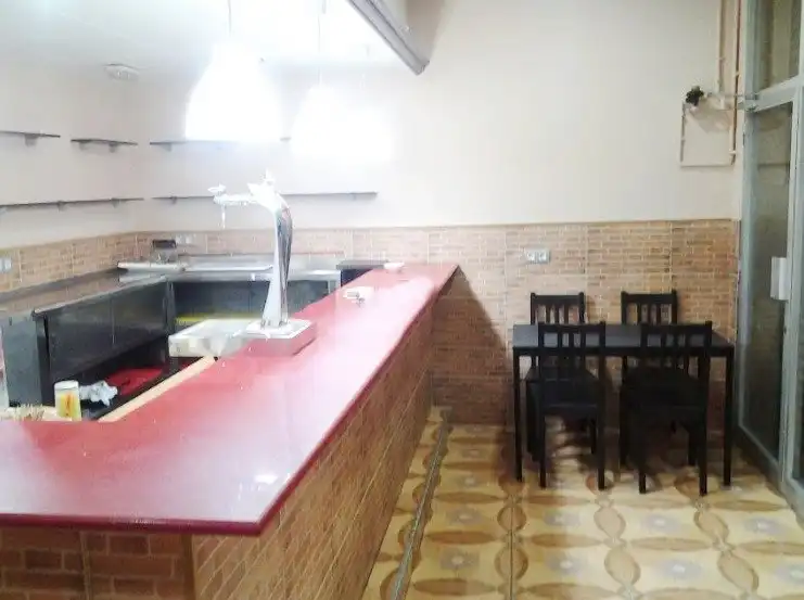 Cuina de Local en venda en Montcada i Reixac amb Aire condicionat