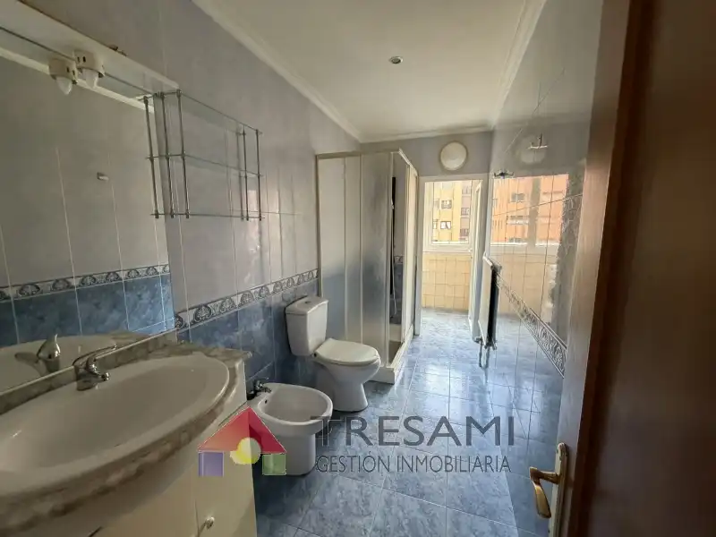 Bathroom of Flat for sale in Gijón   with Heating
