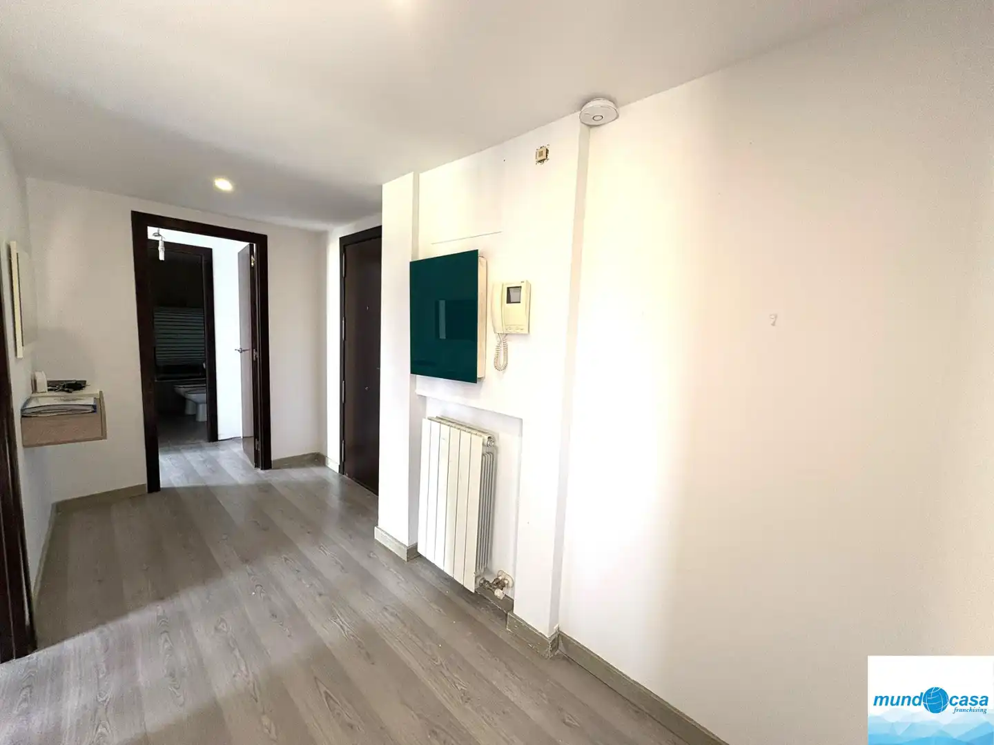 Flat for sale in Pinseque  with Air Conditioner, Heating and Terrace