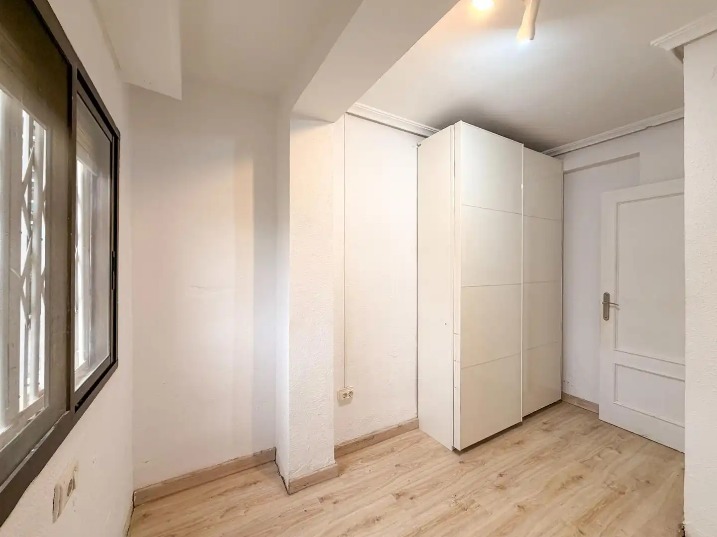 Habitación de Piso en venta en Valencia con Aire acondicionado y Balcón