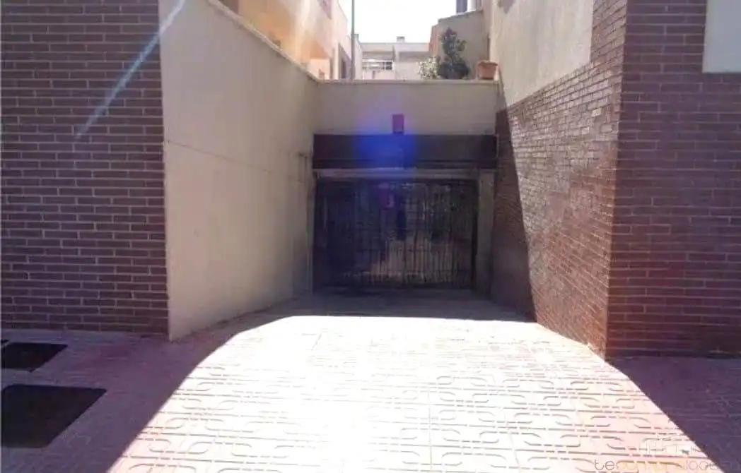 Aparcament de Casa o xalet en venda en San Isidro amb Terrassa i Piscina comunitària