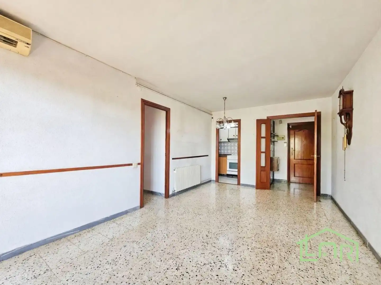 Sala d'estar de Pis en venda en Sant Feliu de Llobregat amb Aire condicionat, Calefacció i Balcó