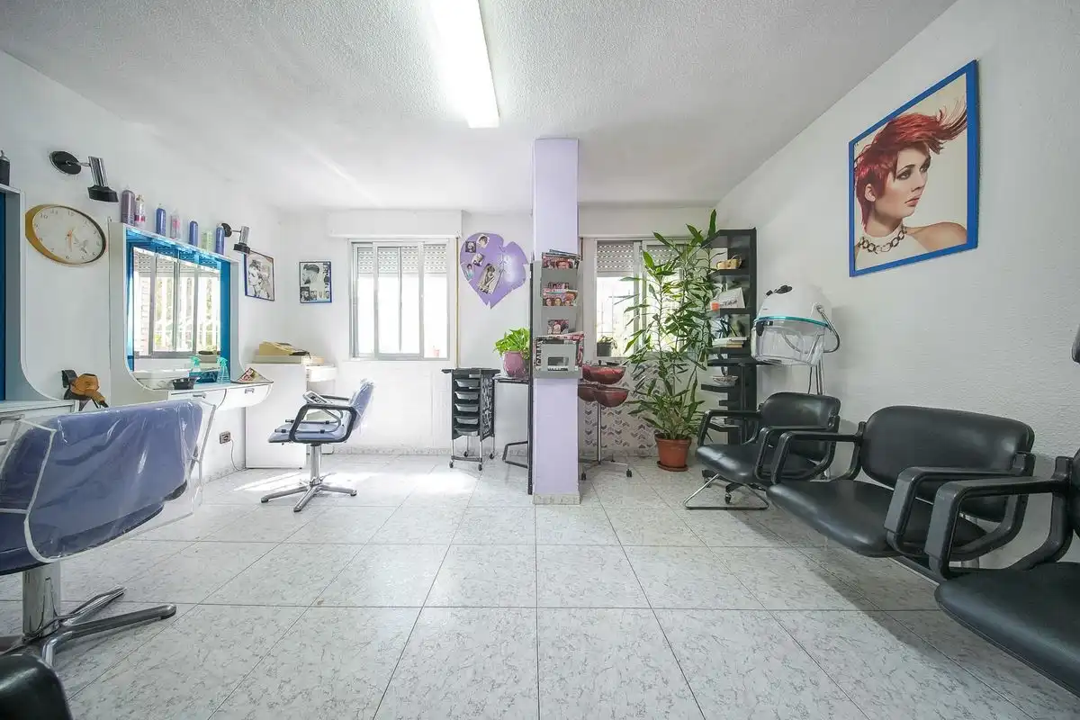 Ground floor for sale in Madrid  with Heating