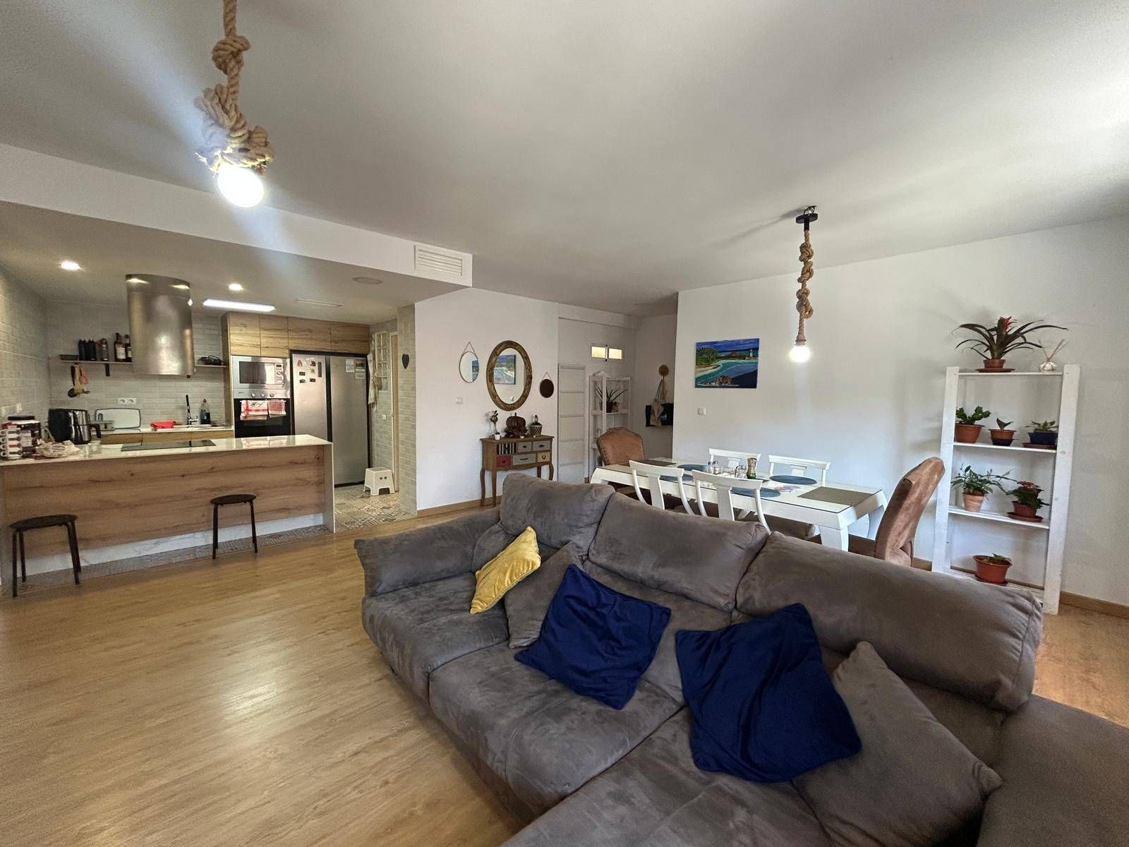 Sala d'estar de Pis en venda en Elche / Elx amb Jardí privat