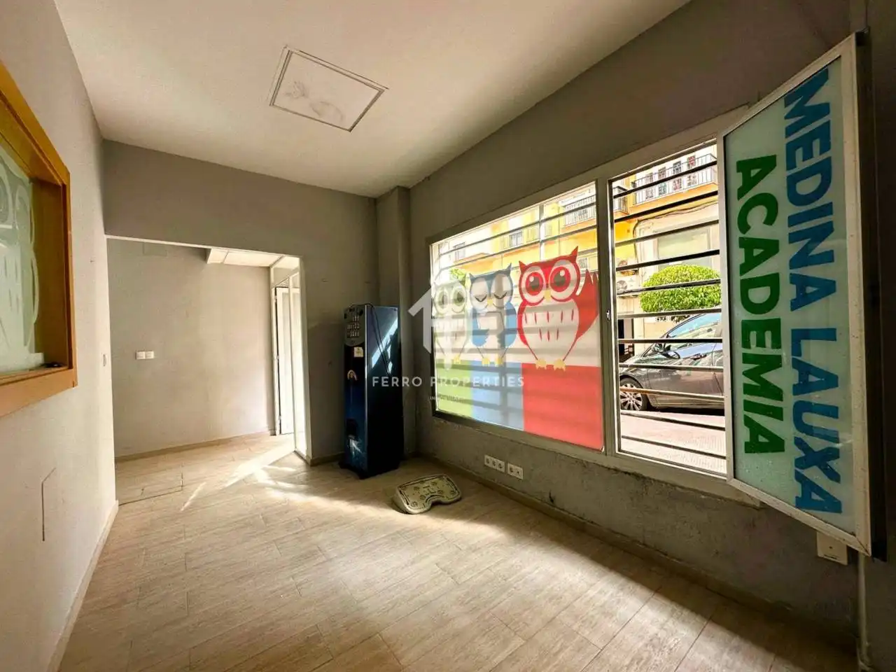 Locale commerciale in affitto a Calle Pline, imagen 4