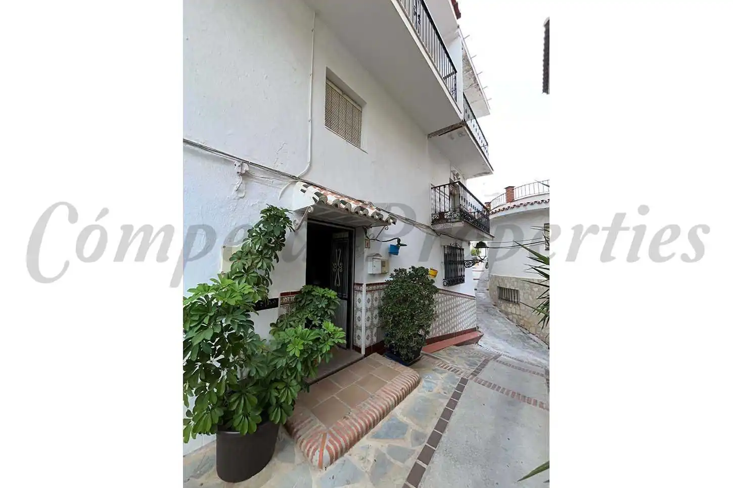Casa amb terrassa en venda a Árchez