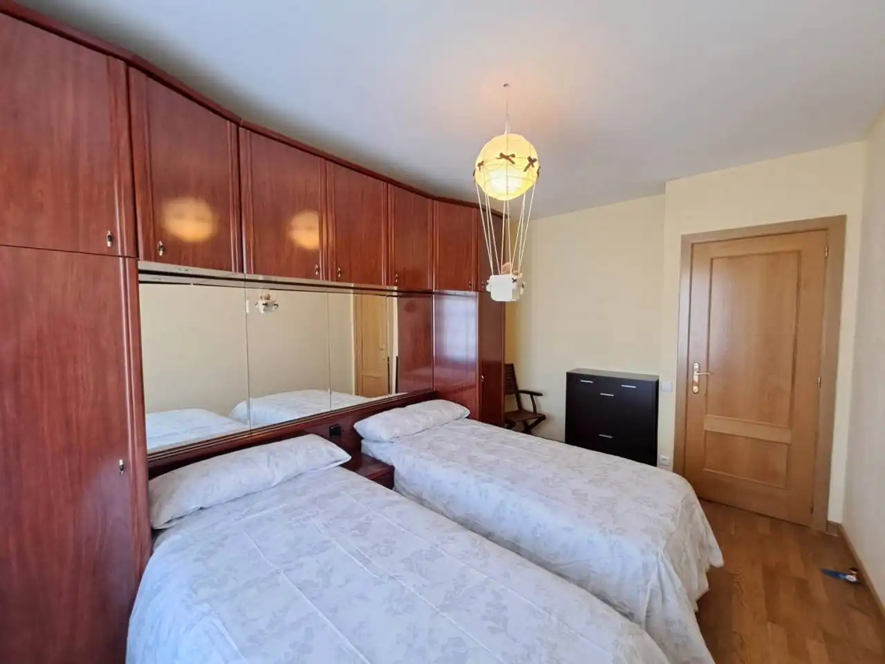 Bedroom of Houses for sale in Cardeñajimeno  with Heating, Private garden and Parquet flooring