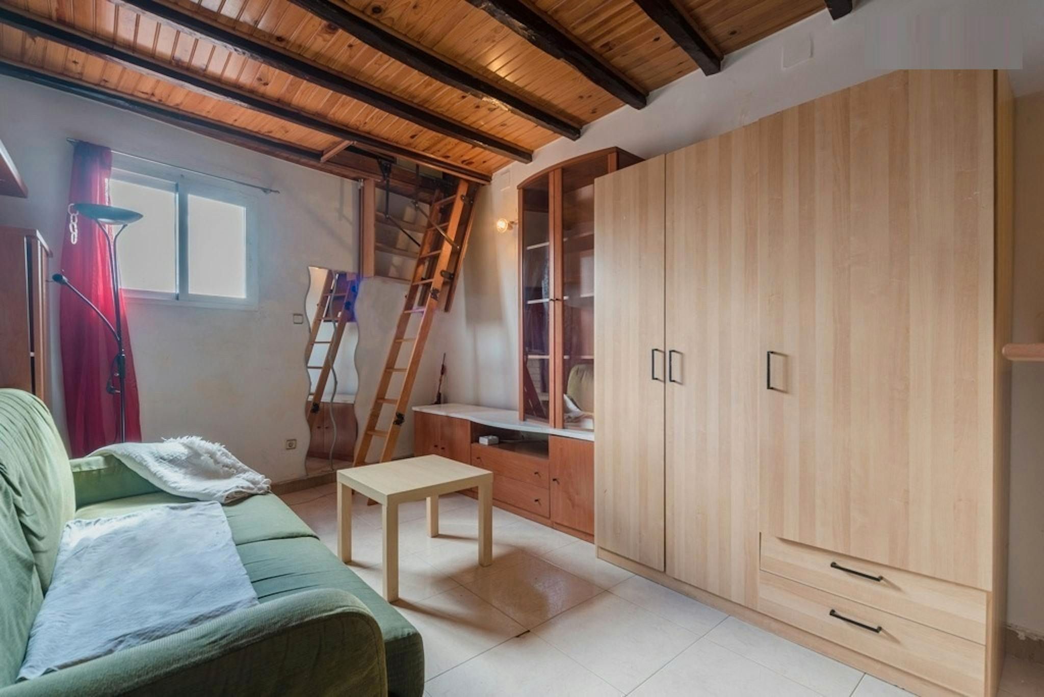 Piso de alquiler en N/A, Palacio
