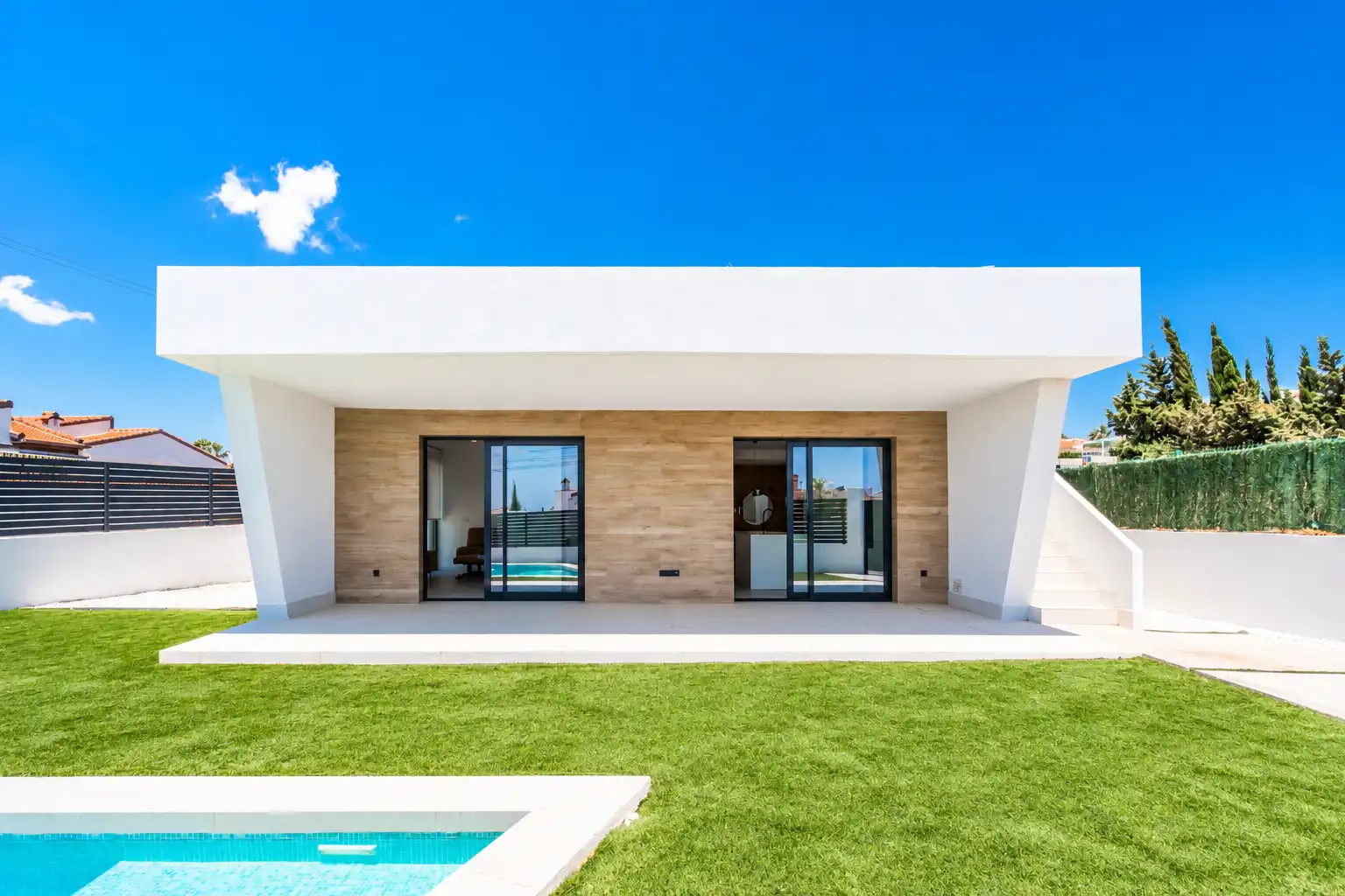Casa con piscina en venta en Benijófar
