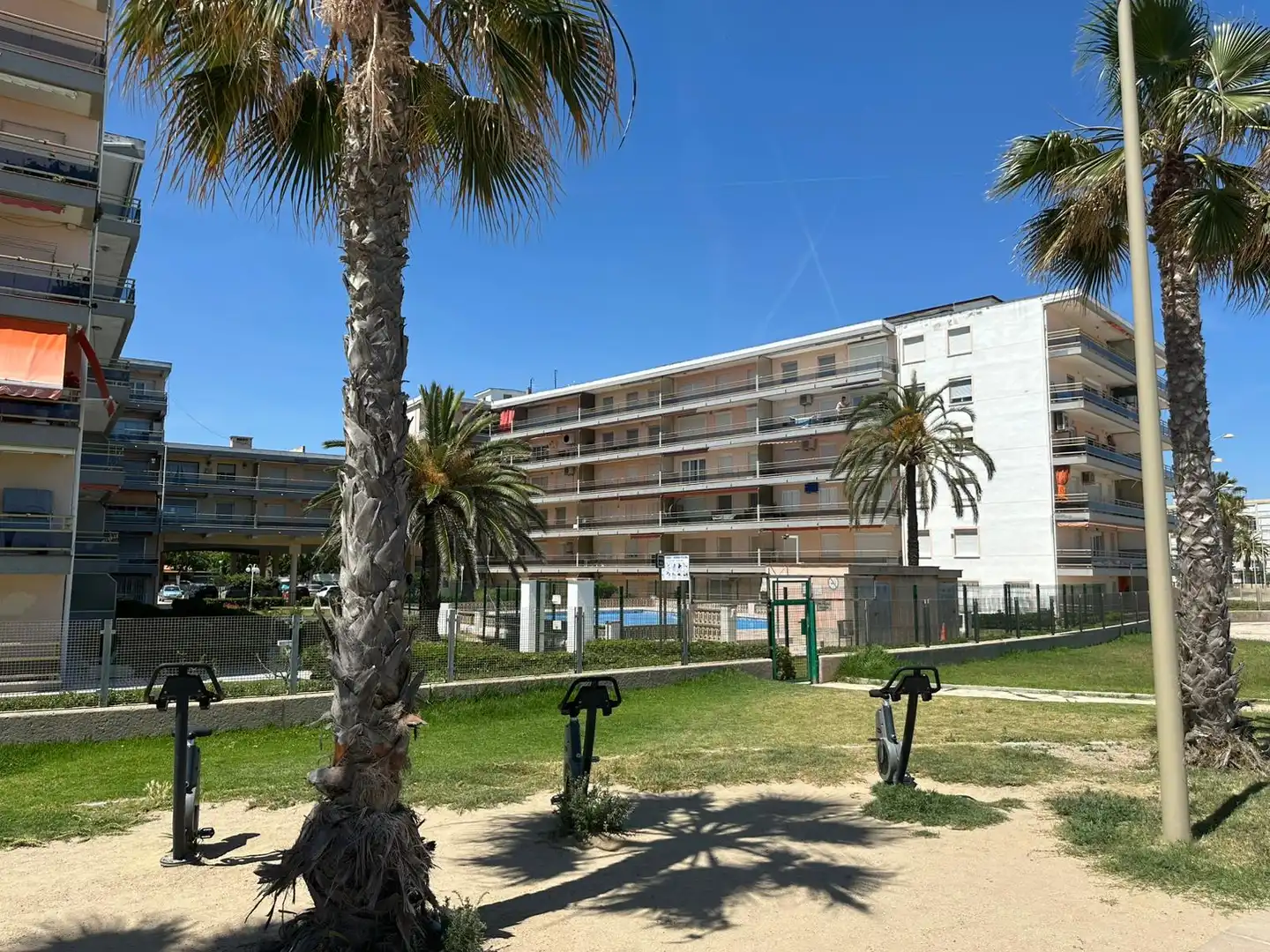 Vista exterior de Planta baja en venta en Vila-seca con Parquet, Balcón y Alarma