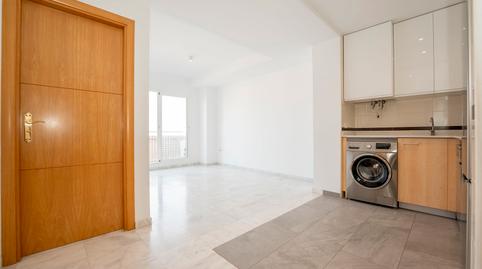 Photo 3 of Flat for sale in María Barrientos, 6, El Cónsul - Ciudad Universitaria - El Romeral, Málaga Capital