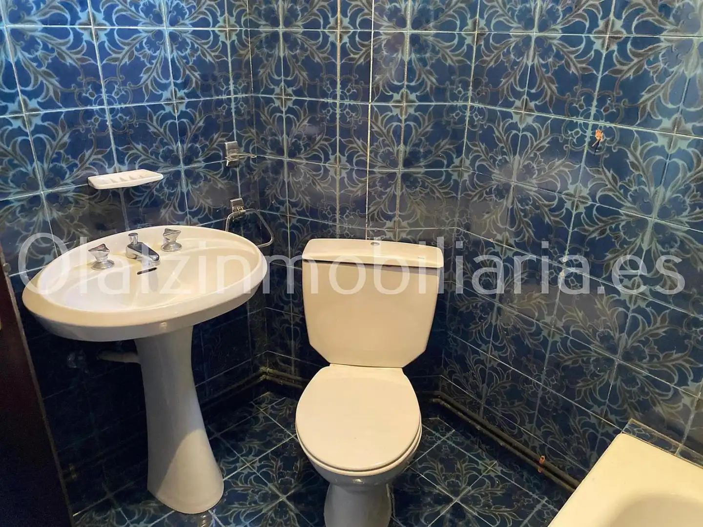 Bathroom of Flat for sale in Balmaseda  with Heating and Terrace