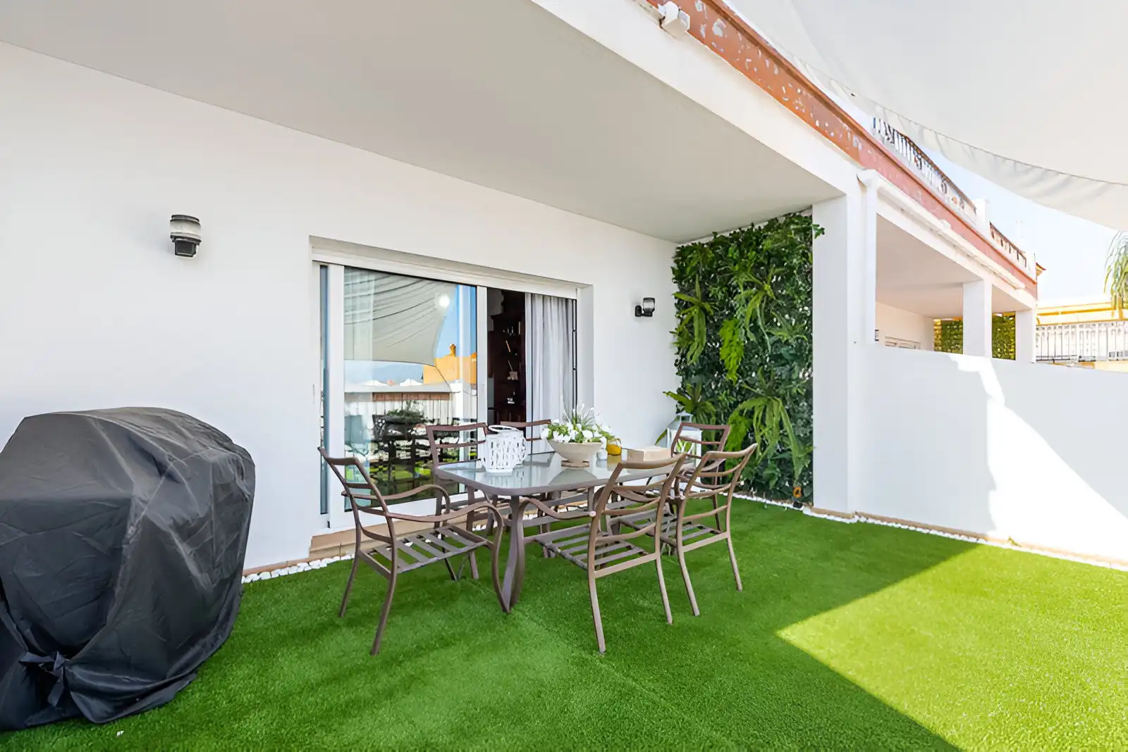 Casa a schiera con piscina in vendita a Manilva Pueblo, imagen 3