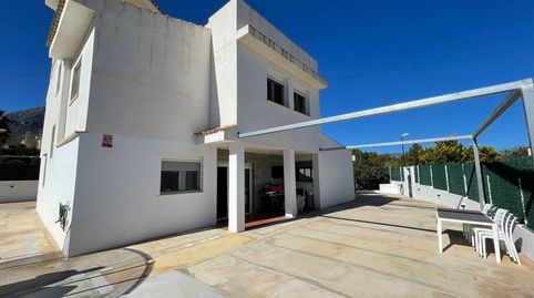 IMPRESIONANTE CHALET EN LA NUCÍA CON 600 METROS DE PARCELA, imatge 3