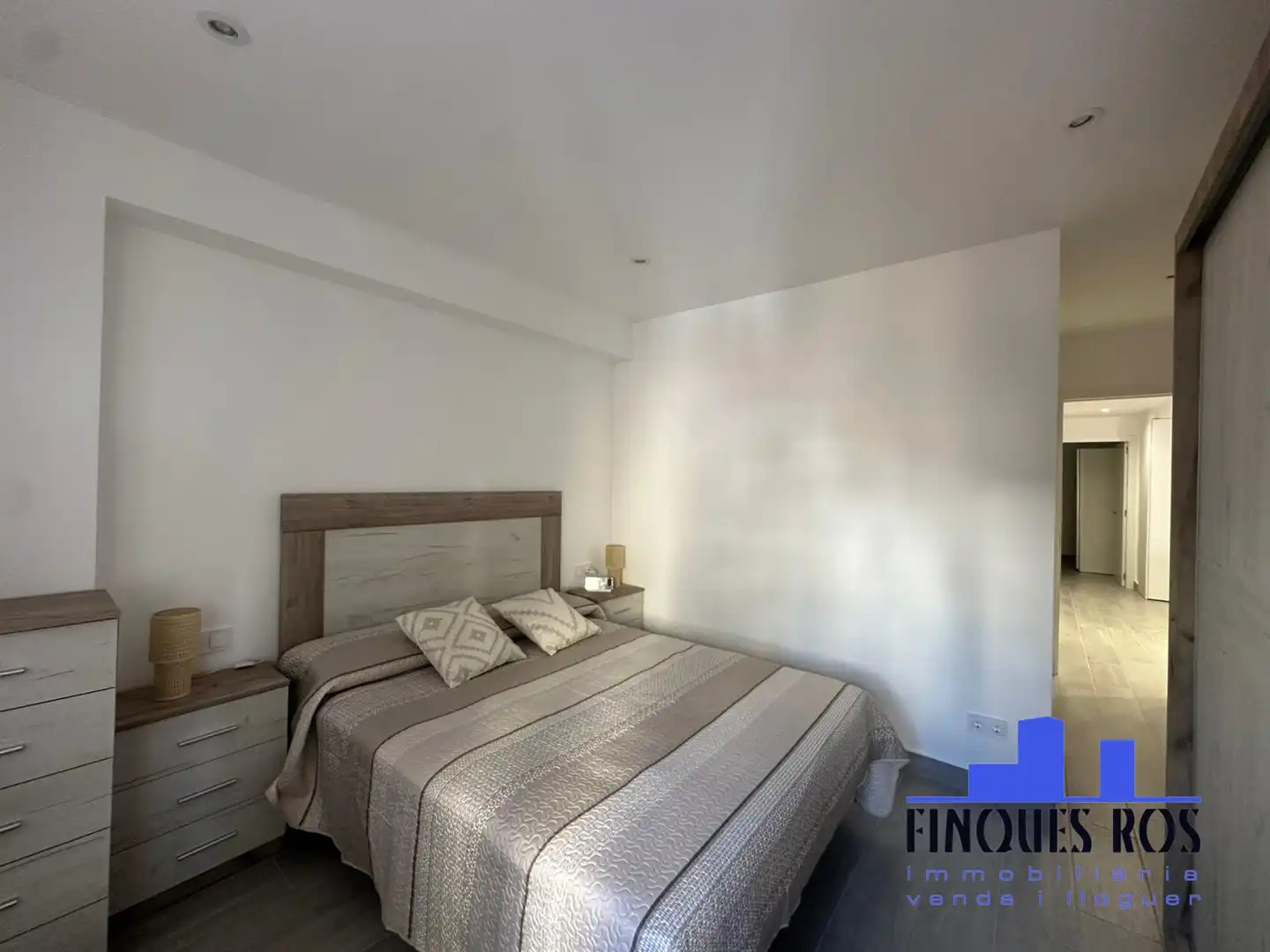Schlafzimmer von Wohnung zur Miete in Vinaròs mit Klimaanlage, Heizung und Terrasse