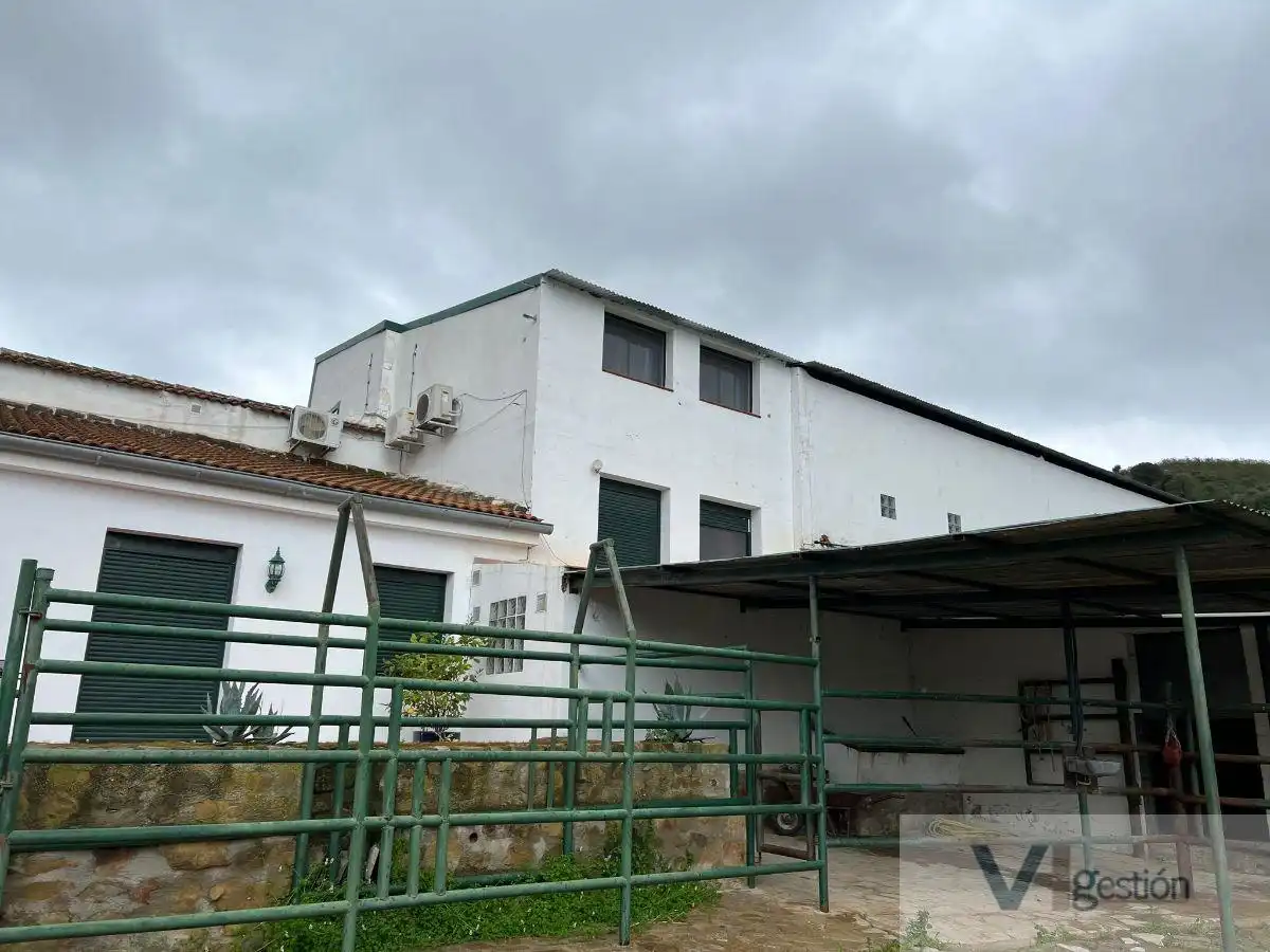 Country homes for sale in El Gastor