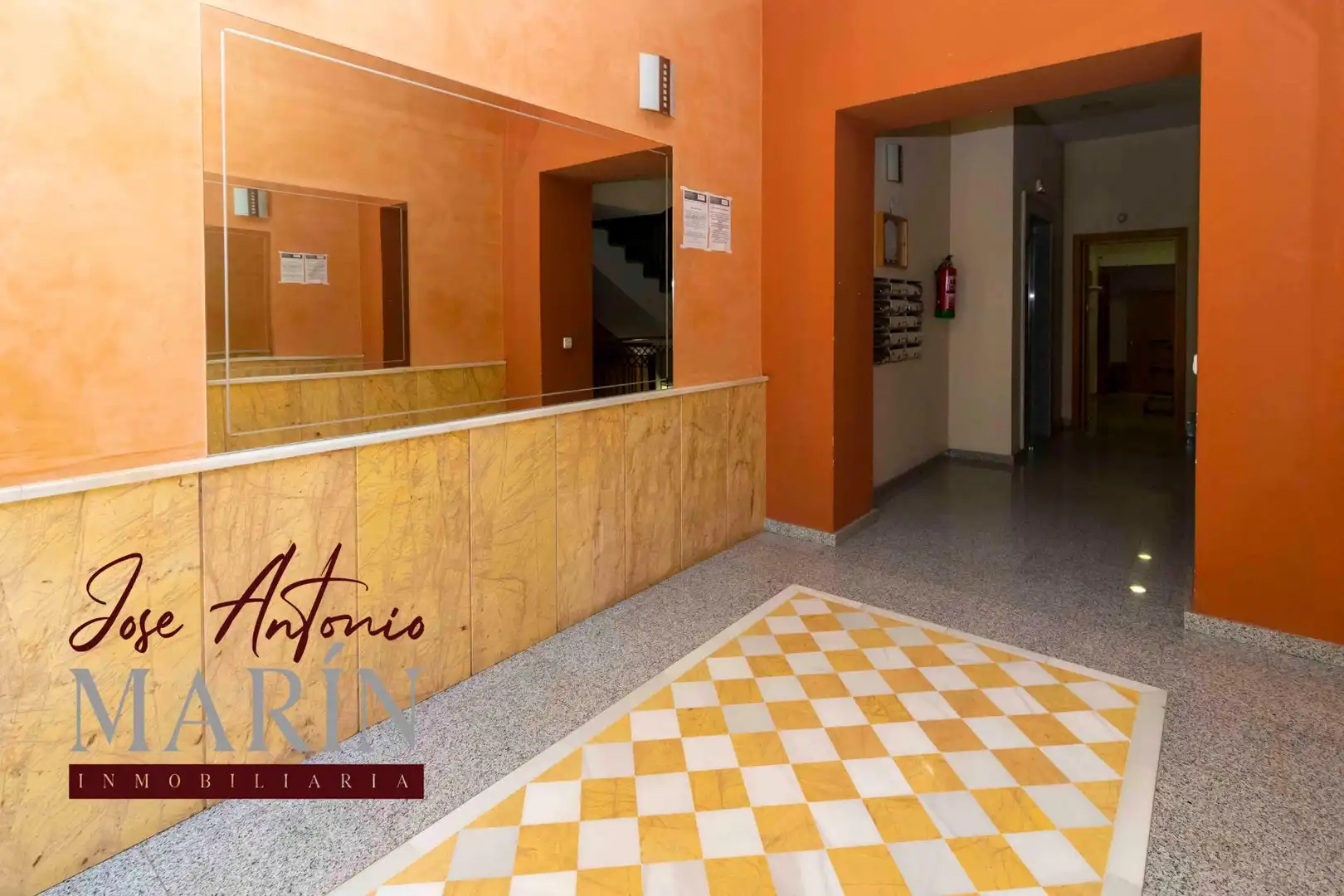Local en venta en Badajoz