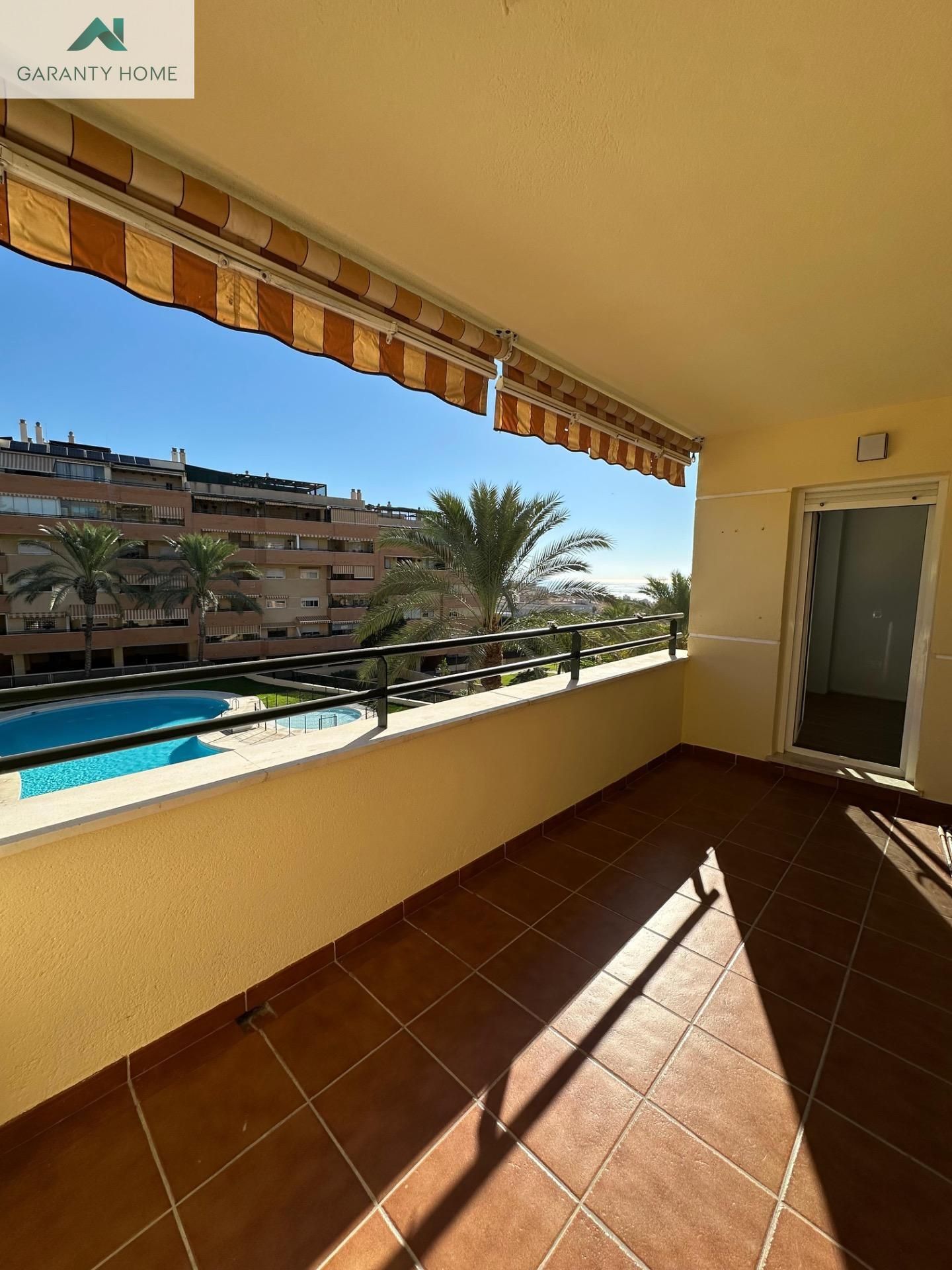Vista exterior de Pis en venda en Torremolinos amb Parquet, Terrassa i Traster