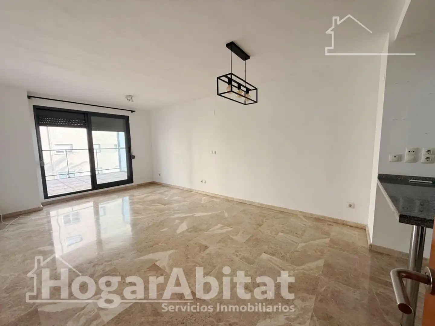 Sala d'estar de Pis de lloguer en Paterna amb Aire condicionat, Calefacció i Jardí privat
