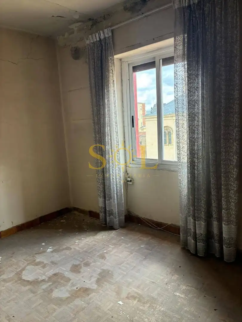 Piso en venta en Avenida de Álvaro López Núñez, imagen 7