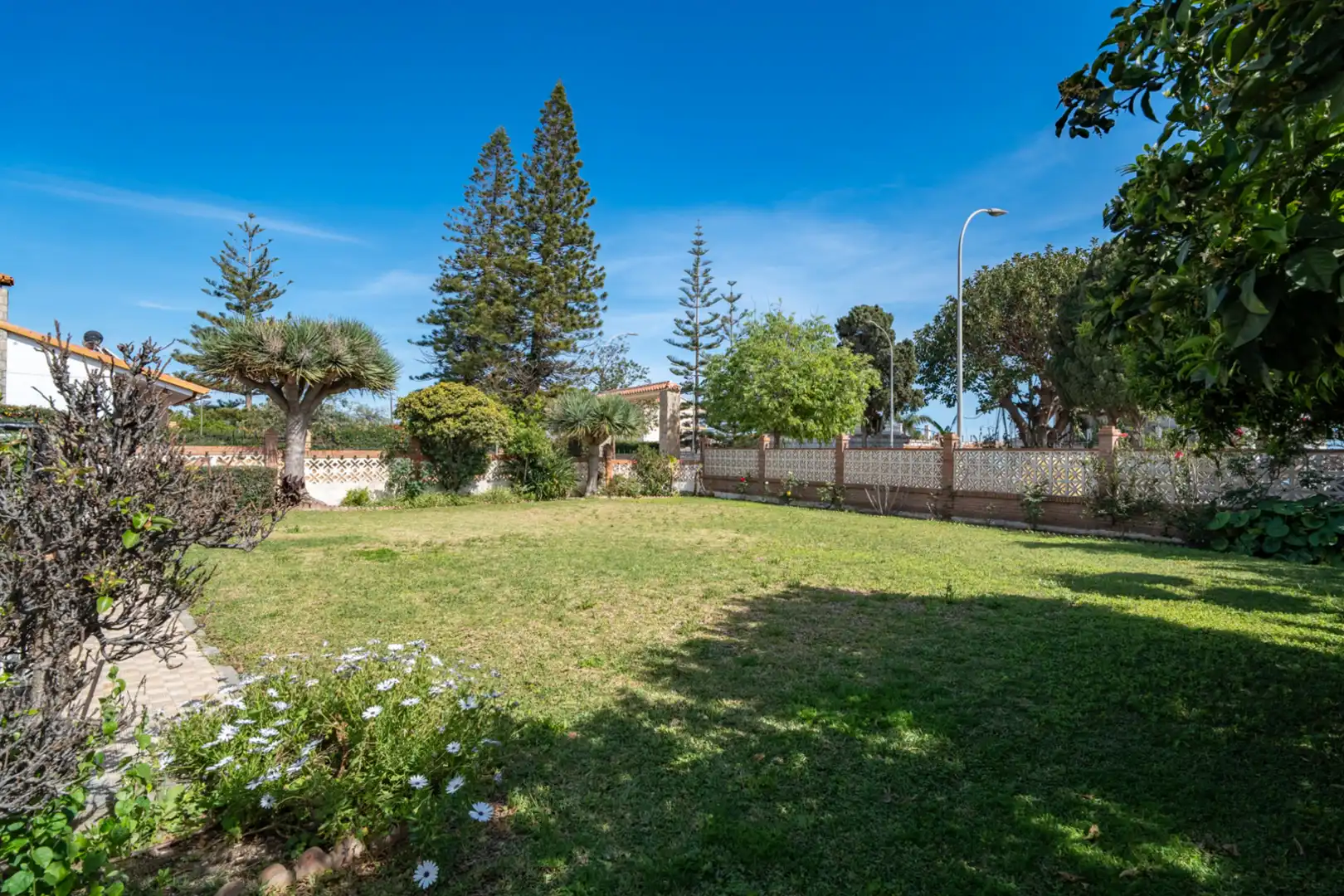 Jardín de Casa o chalet en venta en Rincón de la Victoria con Aire acondicionado, Jardín privado y Terraza