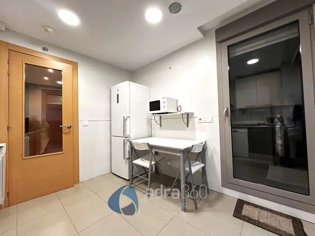 Flat for rent in Alfonso VI, San Adrián