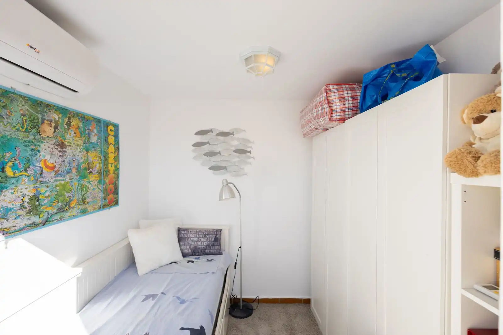 Habitación de Casa adosada en venta en Orihuela con Jardín privado, Terraza y Piscina