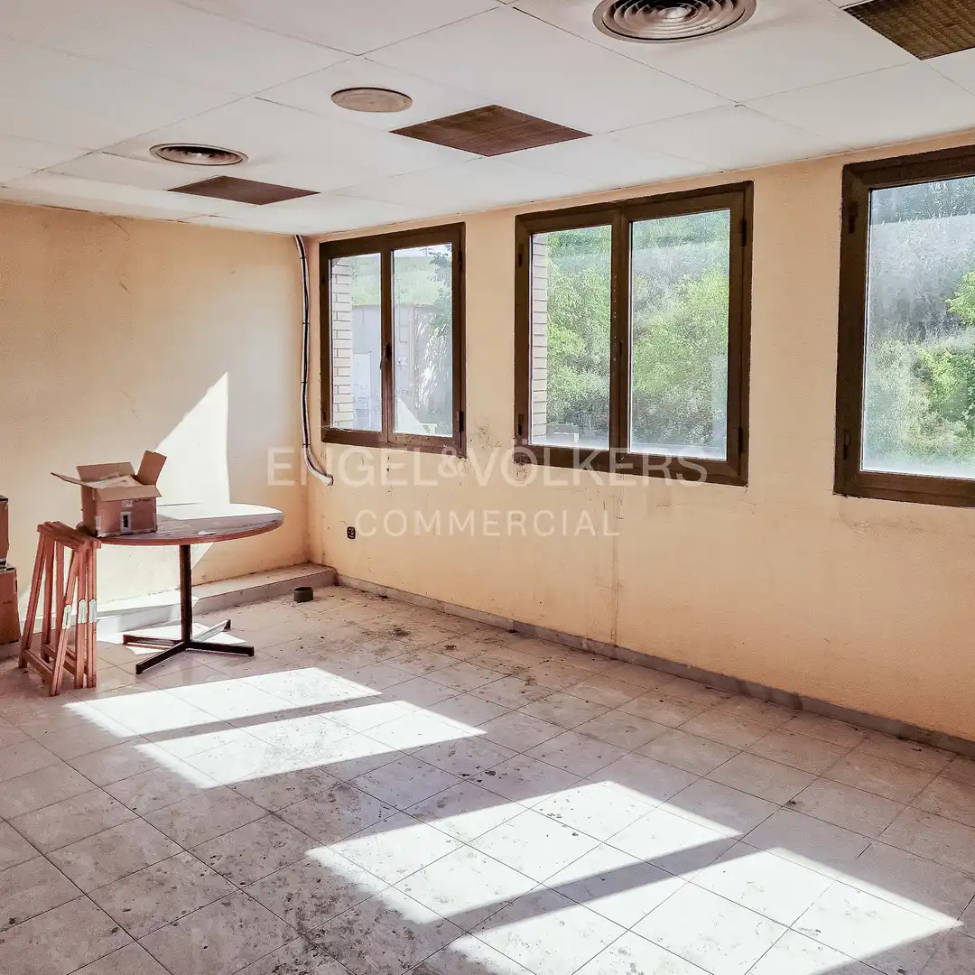 Industrial buildings for sale in Terrassa