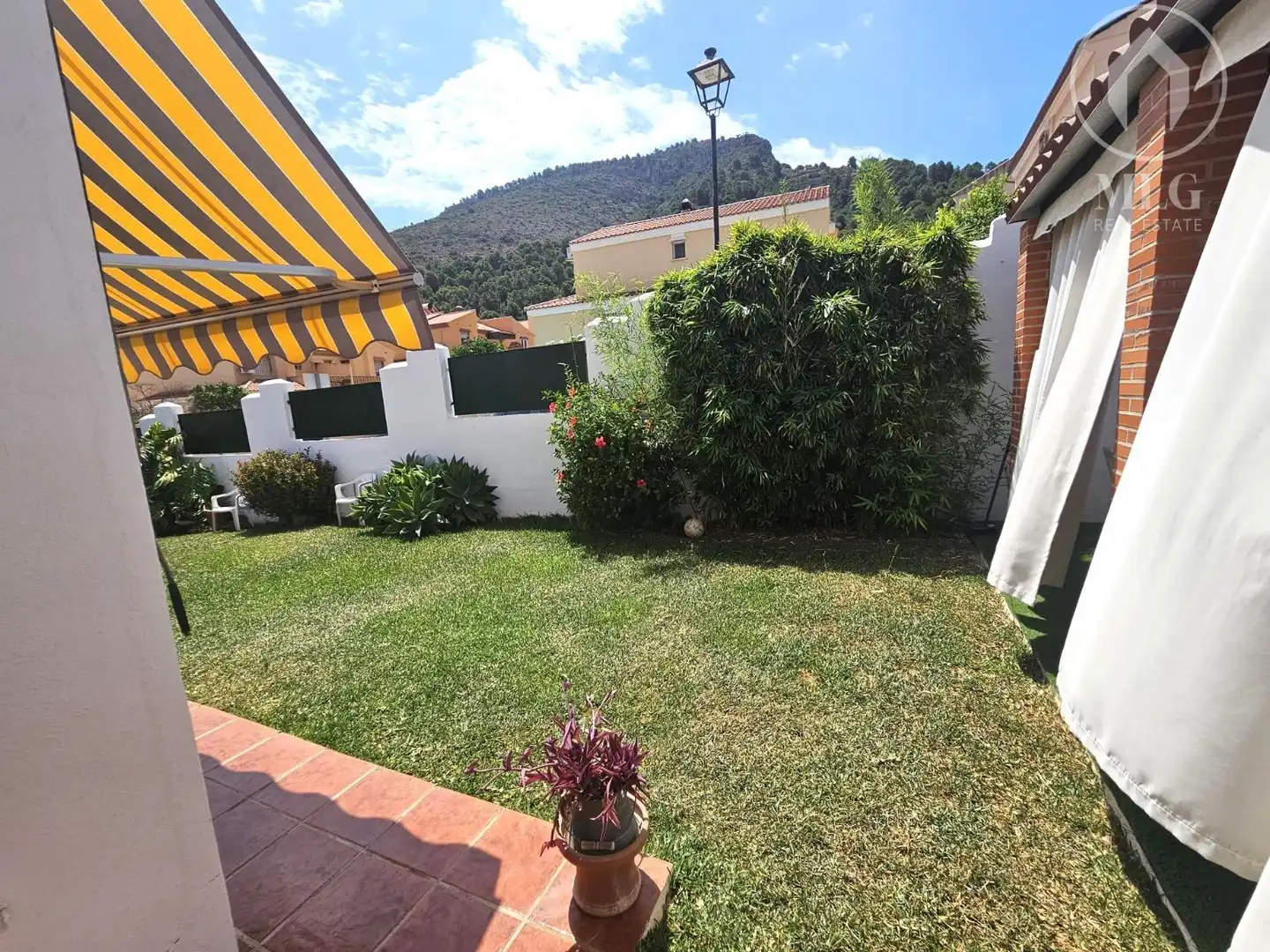 Jardín de Casa adosada en venta en Alhaurín de la Torre con Aire acondicionado y Amueblado