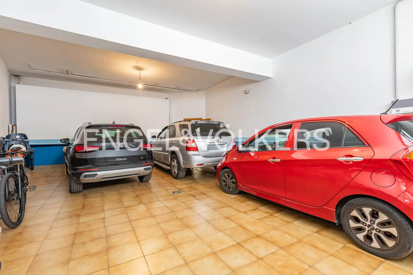 Houses for sale in Terrassa  with Air Conditioner, Heating and Private garden