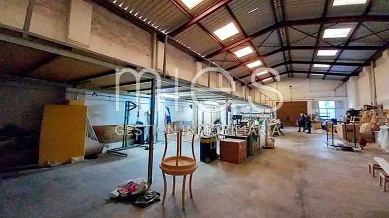 Edificio en venta en Benetússer