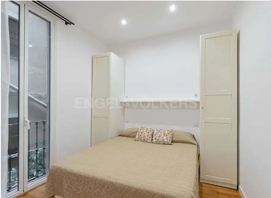 Flat for rent in Sant Pere, Sta. Caterina i la Ribera