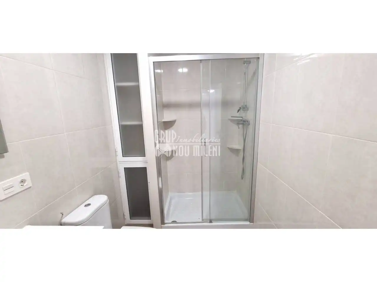 Baño de Piso de alquiler en Catarroja con Terraza