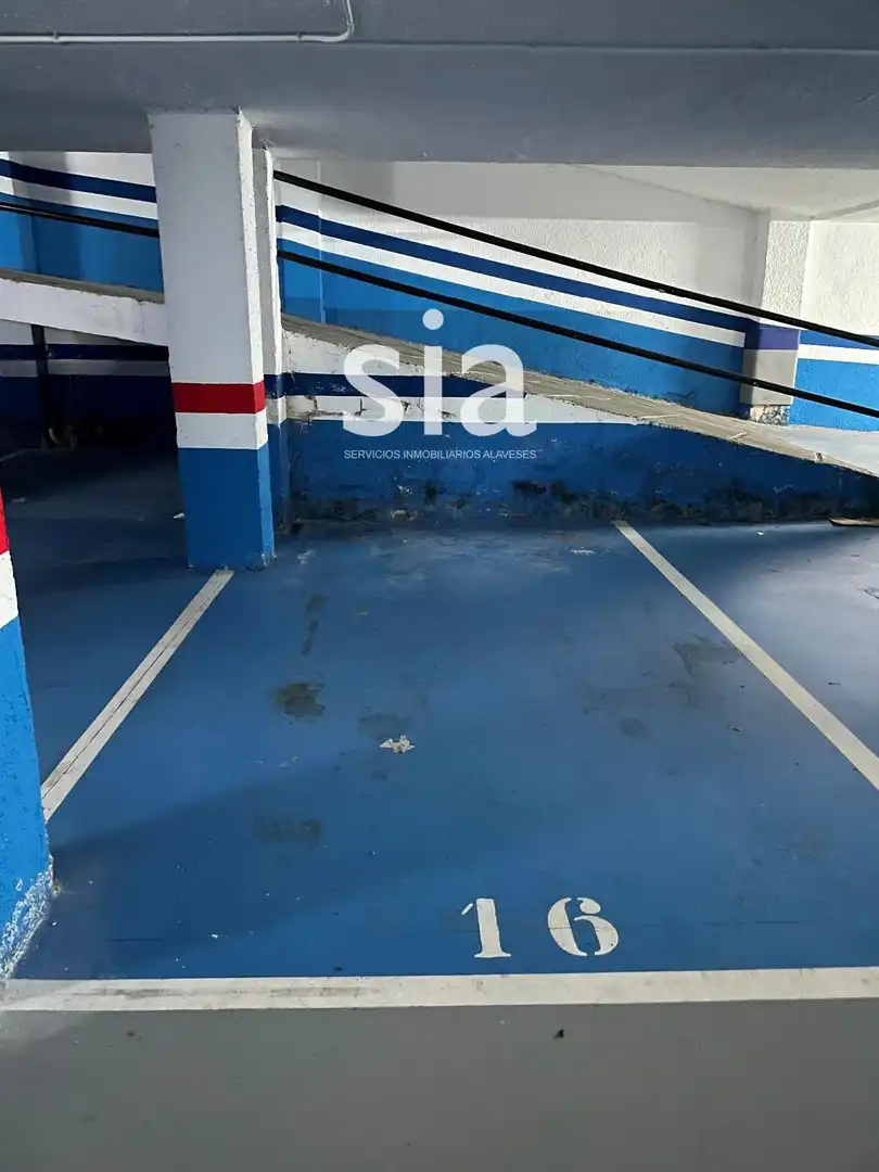Individual for sale in Adriano VI