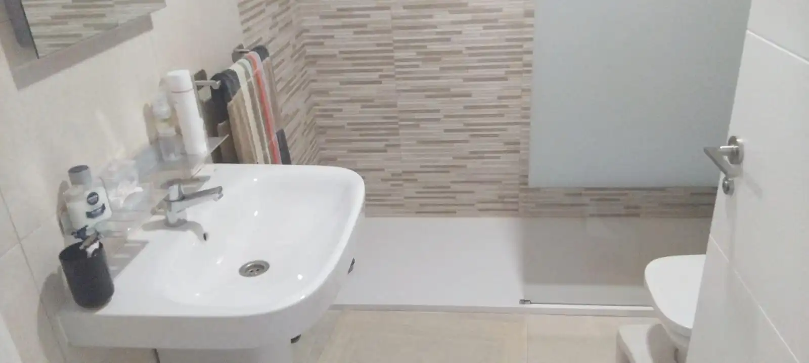Bany de Apartament en venda en Alicante / Alacant amb Aire condicionat i Terrassa