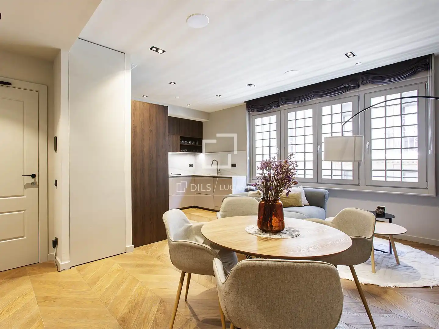 Exterior view of Flat for sale in Barcelona  with Air Conditioner, Heating and Parquet flooring