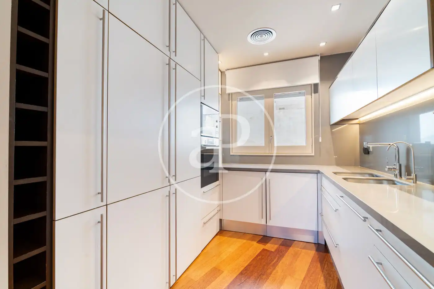 Cocina de Piso de alquiler en Barcelona con Aire acondicionado, Calefacción y Terraza