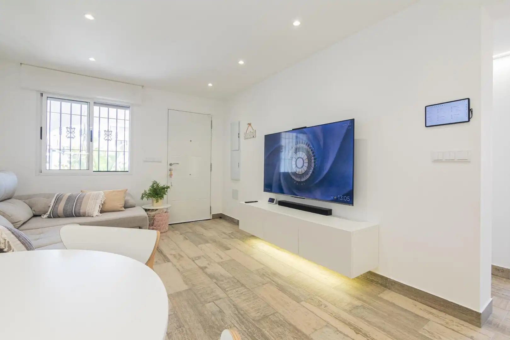 Sala de estar de Casa o chalet en venta en San Fulgencio con Aire acondicionado, Calefacción y Jardín privado