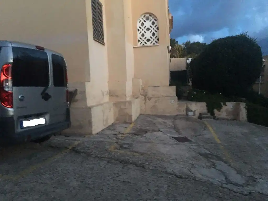 Parkplatz von Garage zum Verkauf in Calvià