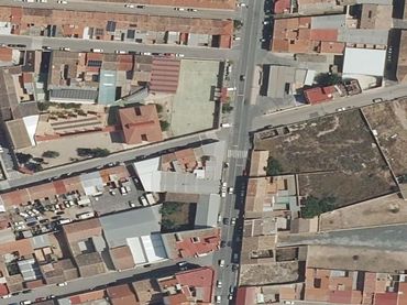 Piso en venta en Avenida Yecla 41