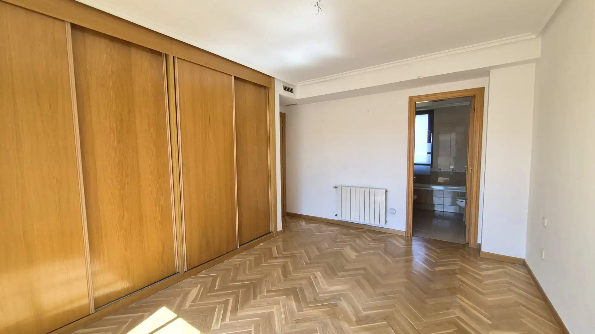 Bedroom of Attic for rent in Madrid  with Terrace and Community pool