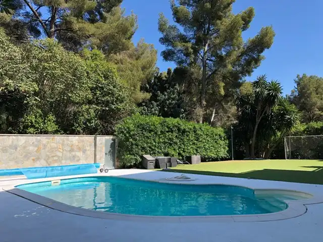 Piscina de Casa o chalet en venta en Castelldefels con Aire acondicionado, Jardín privado y Terraza