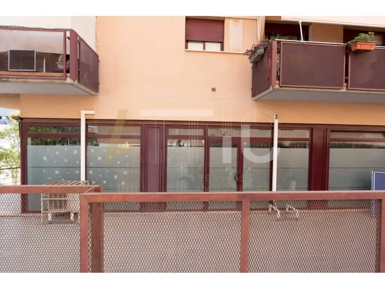 Exterior view of Commercial properties for sale in Sabadell  with Air Conditioner