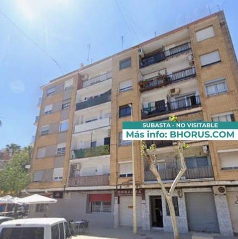 Piso en Venta en MOLINO DE LA LUZ, 1 en El Mercado
