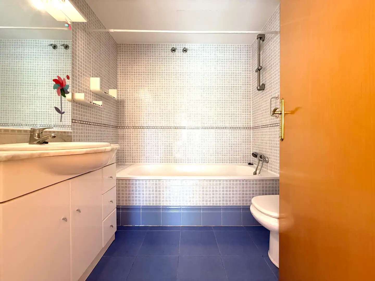 Bathroom of Apartments for sale in Cambrils  with Air Conditioner, Heating and Storage room